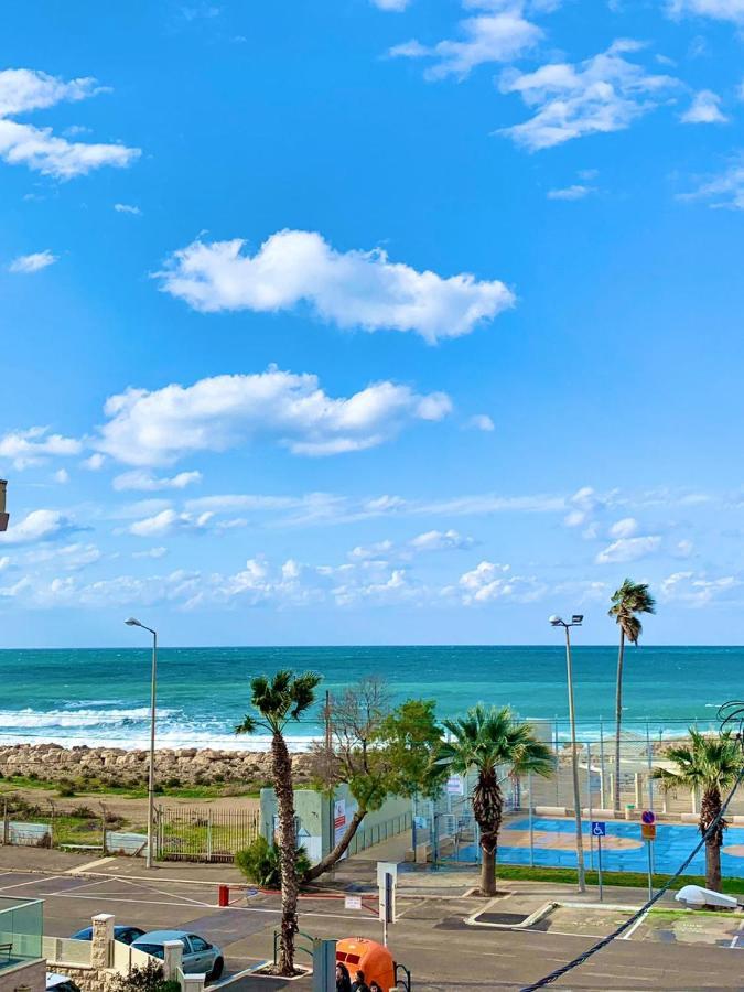 Beach Place Apartments ハイファ エクステリア 写真