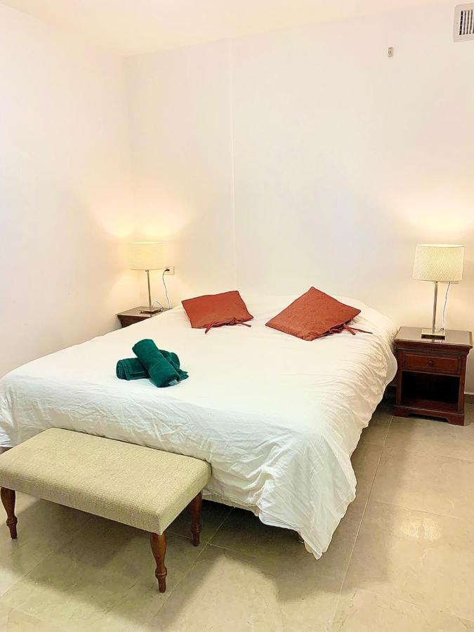 Beach Place Apartments ハイファ エクステリア 写真